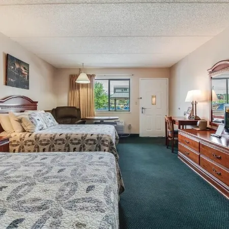 Mountain Breeze Motel