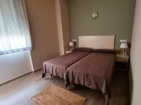 Residencia Universitaria Resa Damia Bonet Hotels in Alboraya