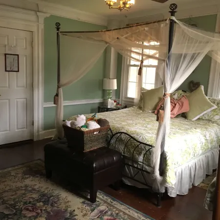 Brookside Inn at Laurens