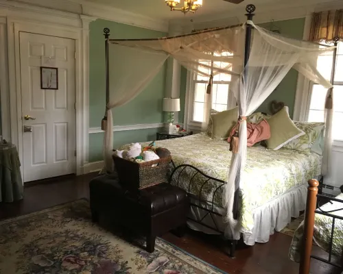 Brookside Inn at Laurens Hotels in Otsego County
