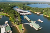 Poolside King Cabana with Full Kitchen, King Bed, Sleeper Sofa and Pool Access, Hotel Room Hotels in Mount Ida