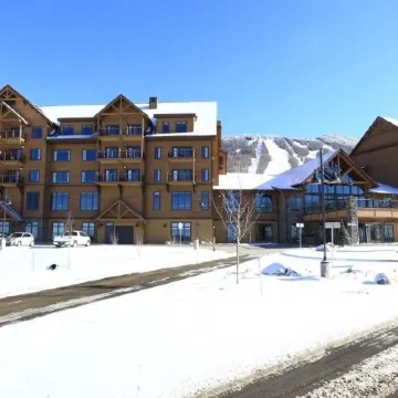 Burke Mountain Hotel