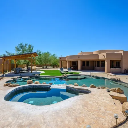 Casa Sonoran 3 Bedroom Home by RedAwning