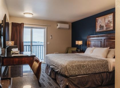 Water Front Inn