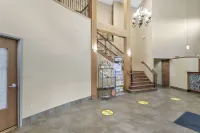 Waterbird Lakeside Inn Hotels in Chesterton