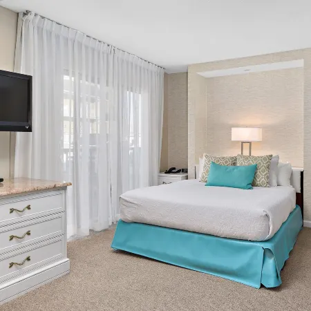 Brighton Suites Hotel