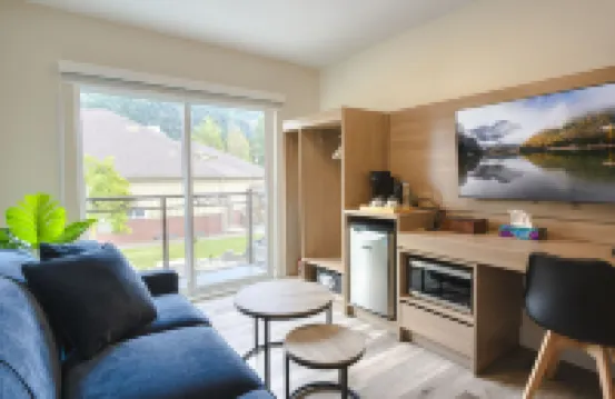 Harrison Grand Motel