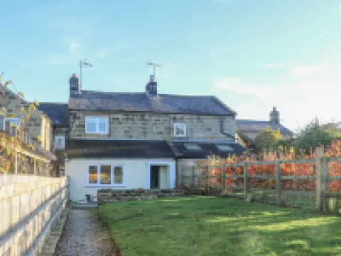 7 Scarah Bank Cottages