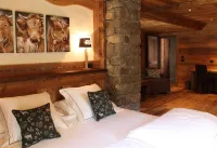 Les Trompeurs Chez Odette Hotels near Gran Paradiso National Park