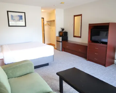 Glacier Mountain Lodge Hotels in Blue River