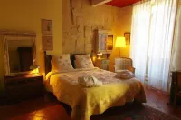Hostellerie et la Parenthese Uzes Hotels in Uzes