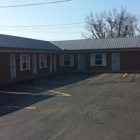 Savannah Motel