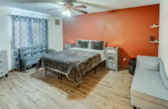 Spacious Tranquility with Private Pool 4 Bedroom Home by RedAwning