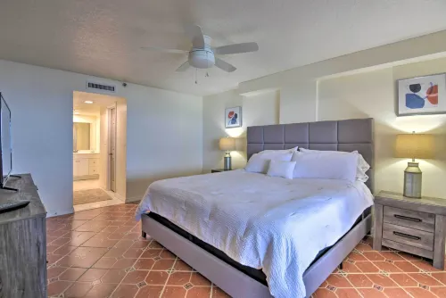 Beachfront Resort Condo w/ Panoramic Ocean Views! - Holiday Apartments