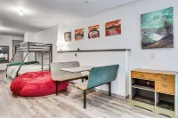 Lake Arbutus Retreat w/ Hot Tub & Fireplace - Homestays