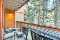 Walk to LiftsSnowDogs' Breck Condo w/ Fireplace - parking