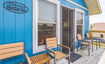 Mountain Koru Near Trails & Town 2 Bedroom Cabin