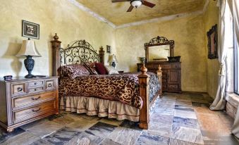 Blanco Riverside Cottages