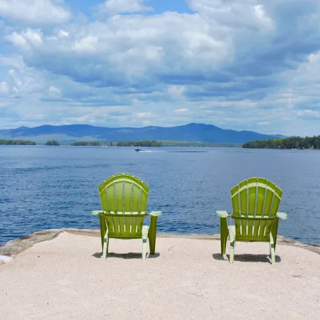 Belknap Point Inn