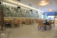 Next Door Park - breakfast