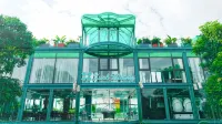 Xanh Melody Resort Hôtels à : District de Thuận Thành