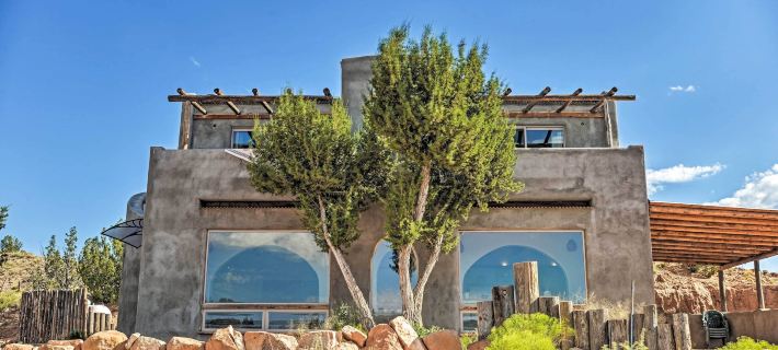 Secluded San Ysidro House w/ Desert Views! Hotels in Sandoval County