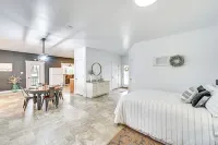 Shipshewana Guest House with Fire Pit! - Homestays