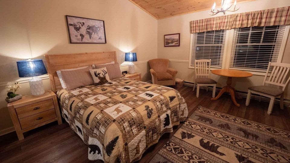The Snowshoe Lodge