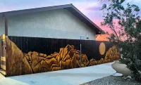 High View Haven - Hot Tub, Fire Pit & BBQ in Joshua Tree! 4 Bedroom Home by RedAwning