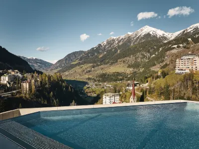 Urban Nature Bad Gastein - Badeschloss