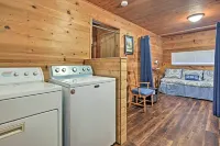 Cozy Home w/ Patio Near Yosemite National Park! - Pet friendly