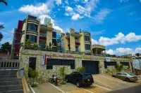 Victory Villa Apartment Hotel Hotels near Bumbogo Centre