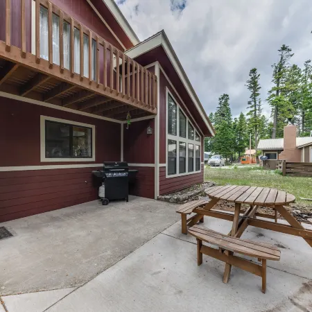 Cloudcroft Mtn Home w/ Patio, Walk to Golf Course!