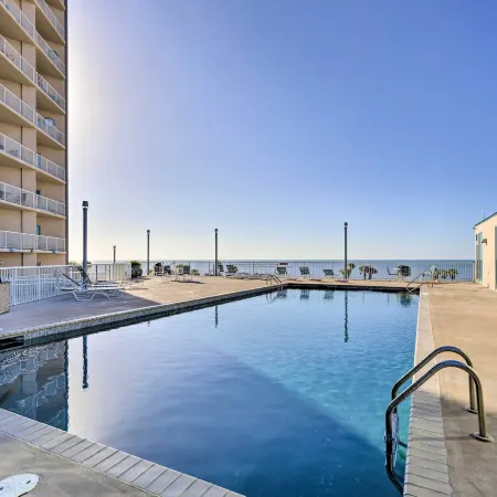 Spacious Biloxi Getaway w/ Pools & Beach Access!