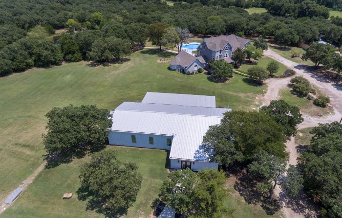 Towering Oaks Event & Retreat Center