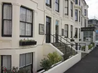 Rivelyn Hotel Bar & Restaurant