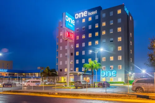 One Monterrey Aeropuerto Hotels in Apodaca