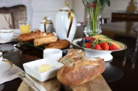 Coin de Paix Hotels in Rochefort-en-Terre