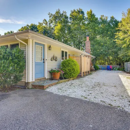 Westerly Vacation Home: Town Beach Access