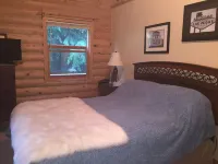 perfect getaway near sylvan beach! 2 night minimum Hotels near Paradise Cove Campground