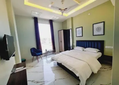 Hotel Kaanjee Hotels near Maharana Pratap Park महाराणा प्रताप पार्क