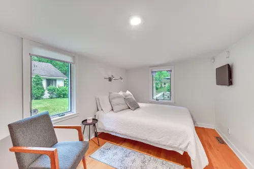 Walk to Kelsey Lake: Cassopolis Home w/ Yard! - 3-Star
