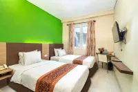 Max Hotel Hotel a Panakkukang