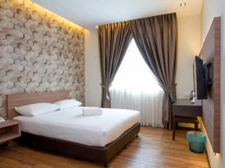 D Elegance Hotel Отели рядом с достопримечательностью «Университет Ридинг Малайзия»