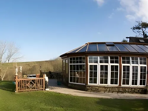 The Crooked Inn Hotels in Saltash