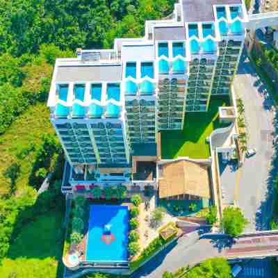 沖縄かりゆしリゾート EXES 恩納 Hotel Exterior