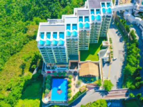 Okinawa Kariyushi Resort EXES Onna Hotel di Onna