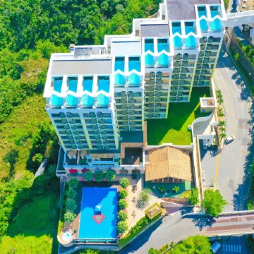 Okinawa Kariyushi Resort EXES Onna