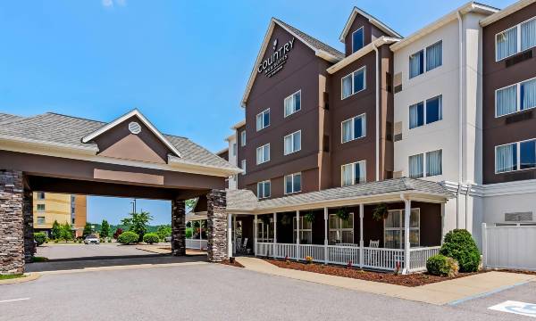 Country Inn & Suites by Radisson, Princeton, WV