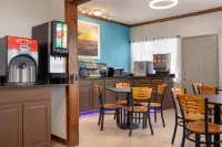 Days Inn by Wyndham Suites Fredericksburg